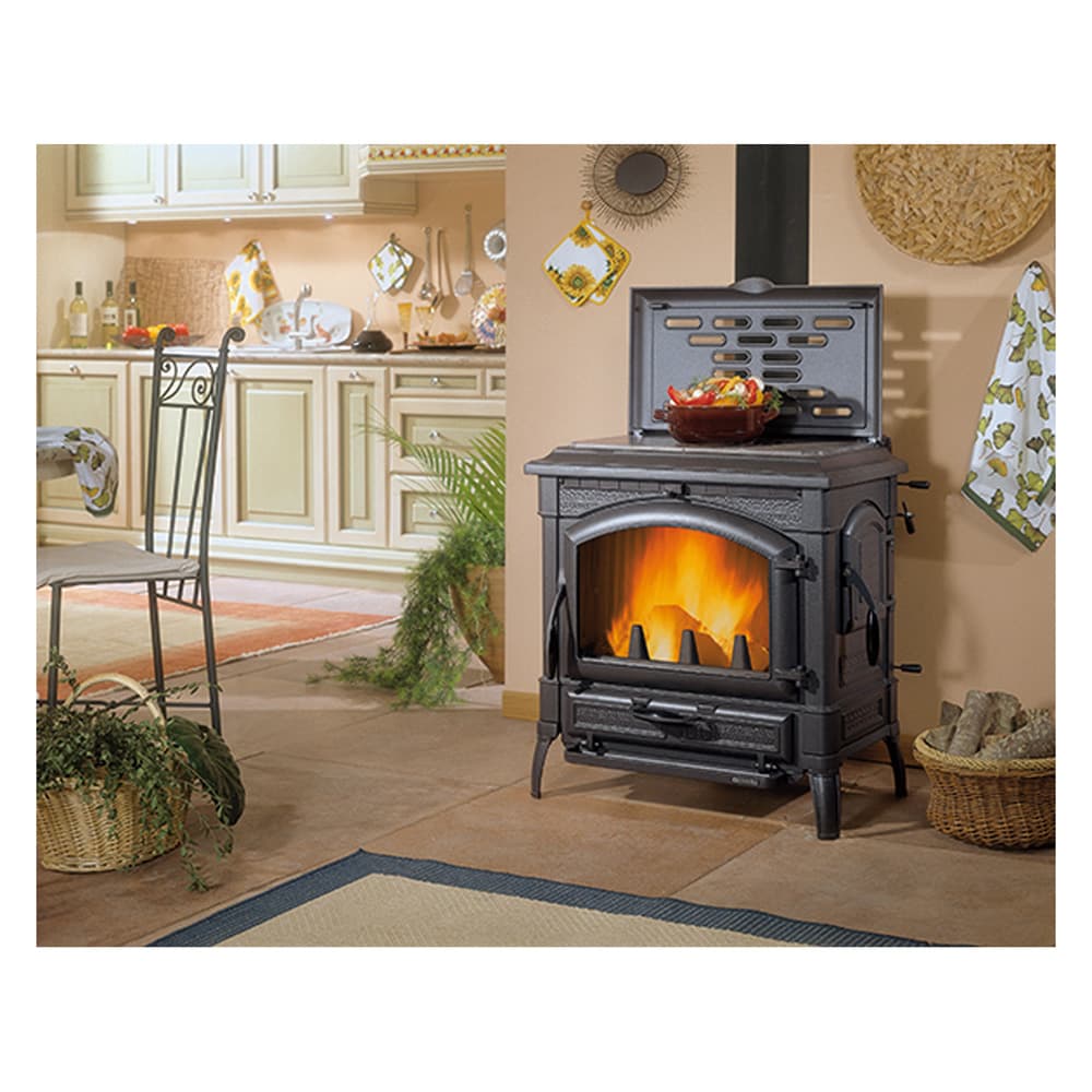 STUFA A LEGNA 'ISOTTA EVO CON CERCHI' 11,9 kW - colore nero antracite
